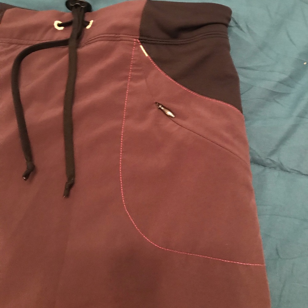 Brooks skort